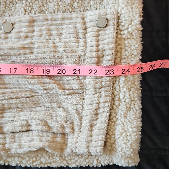 Blank NYC| Wide Wale Corduroy & Sherpa "Double Glazed" Coat| Sz L| Teddy, Cozy - Picture 10 of 11